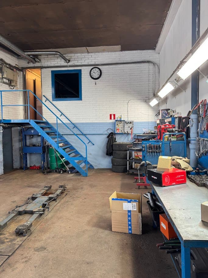 Vidare perspektiv av verkstadslokalen på Cityverkstan