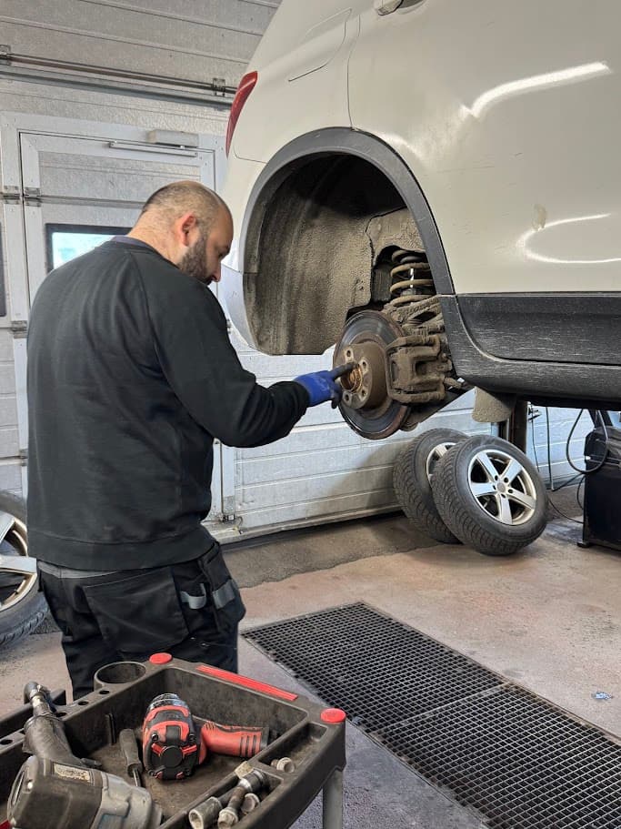 Bromssystem och bromsarbete